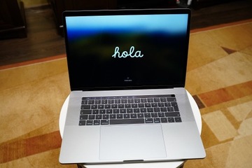 MacBook Pro 15 A1990 / Intel i7 / 16 GB / 256 GB