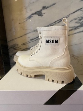 Trapery włoskiej marki MSGM - rozmiar 39