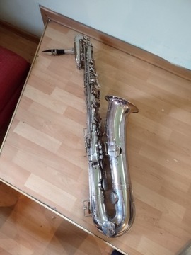 Saksofon barytonowy