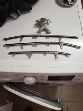 Grill chrom znaczek peugeot 508 lift