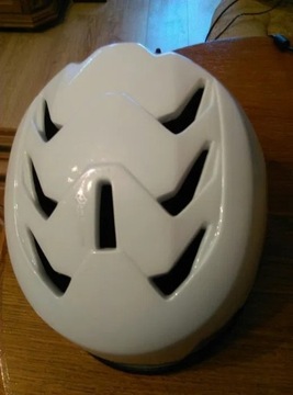 KASK NARCIARSKI 