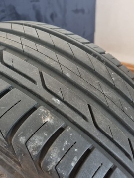 Bridgestone Turanza T001 215/50/18 letnia