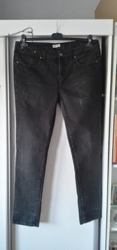 Czarne jeansy rurki damskie Clockhouse rozm.42/44