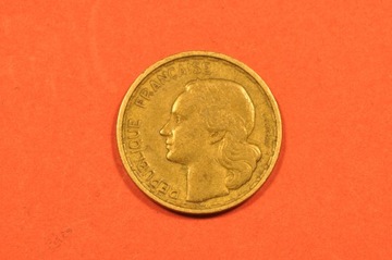 17 Francja 10 franków  1952 r. znak menniczy B