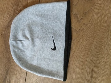 Czapka Nike na polarze