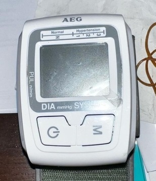 Ciśnieniomierz elektroniczny AEG BMG 5610