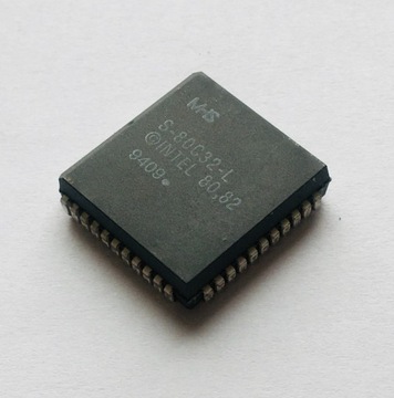 S-80C32-L CMOS Single-chip 8 Bit Microcontroller