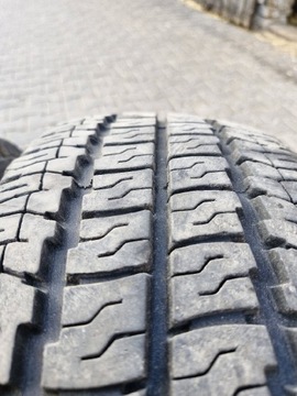 Opony letnie 225/70 R15C