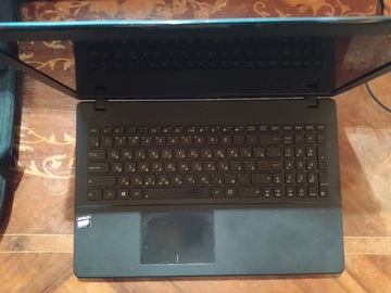 Laptop Asus X552E + Torba + Mysz + Zasilacz