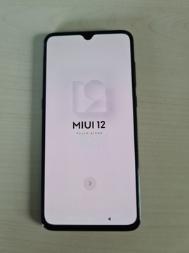 smartfon Xiaomi Mi 9 6/64 GB, piano black