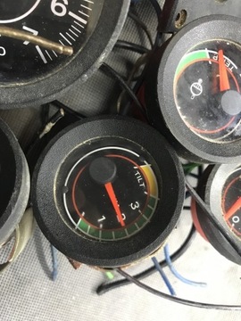 Zegary do łodzi motorówki