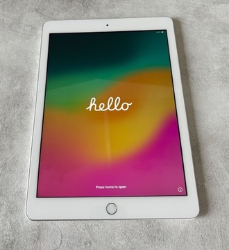 Apple iPad 6 (A1893) 128GB, komplet, super stan