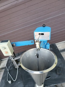 Maszyna do kulek serowych 
