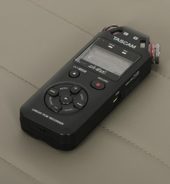Rejestrator audio Tascam DR-05X 