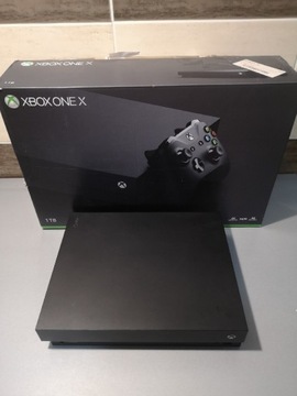 Xbox one x 1tb Jak nowa