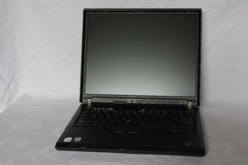 Lenovo ThinkPad R60e + Zasilacz