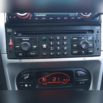 RT3 N3 radio  nawigacja wyświetlacz LCD 