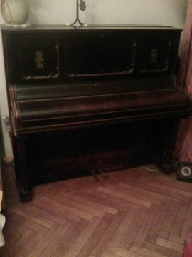 Pianino Carus Berlin z lat 20-tych ubiegłego wieku