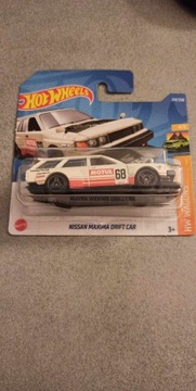 HOT WHEELS NISSAN MAXIMA DRIFT CAR