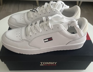 Sneakersy białe Tommy Jeans 40