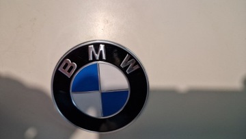 BMW G20 G30 ZNACZEK LOGO EMBLEMAT KLAPA TYŁ 744139