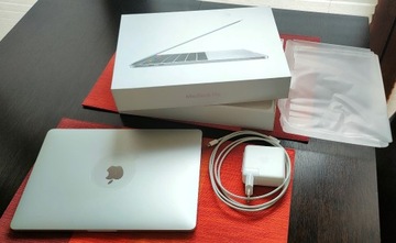 MacBook Pro 13.3 Touch Bar i7 2.7GHz/16GB/1TB
