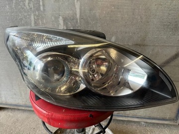  Hyundai i30 reflektor lampa prawa