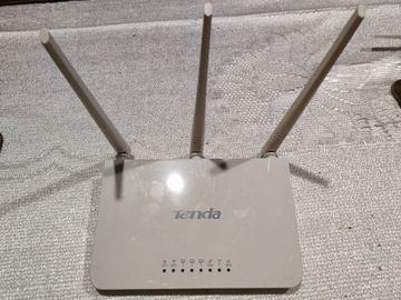 Router WiFi Tenda F3 300Mbit/s