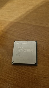 Procesor ryzen 3 2200g