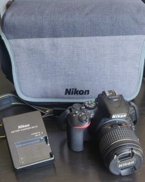 Nikon D5600 zestaw