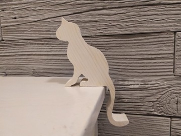 Figurka z drewna ; Kot z drewna