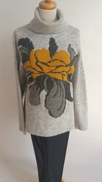 SWETER LISA CAMPIONE  roz.44