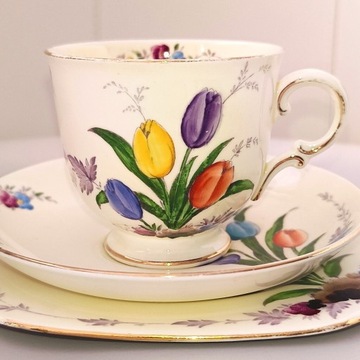 **filiżanka TULIPANY porcelana PLANT Tuscan 1921+