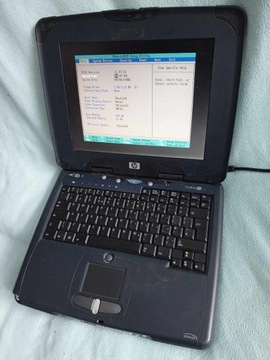 Laptop HP OmniBook 650MHz z odtwarzaczem AudioCD