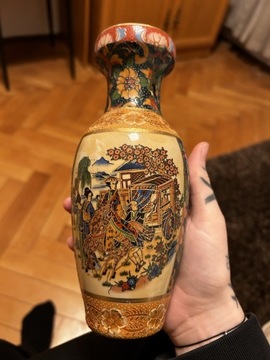 Chińska zdobiona waza