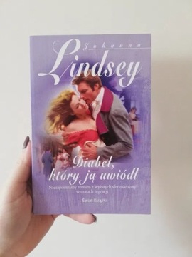  Diabeł który ją uwiódł Johanna Lindsey