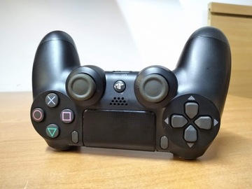 Pad SONY PS4 DUALSHOCK 4 V2 CUH-ZCT2E uszkodzony