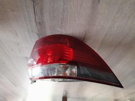 VW GOLF 6 KOMBI PRAWA TYLNA LAMPA  ORYGINAL EUROPA