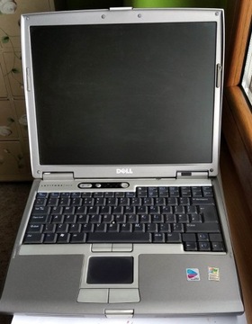 Laptop Dell z XP do retro gier - super stan