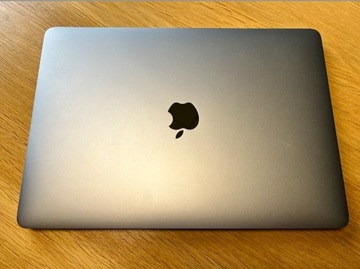 MacBook Pro 13 M1 (2020) 13,3 " M1, 8GB, 512 GB