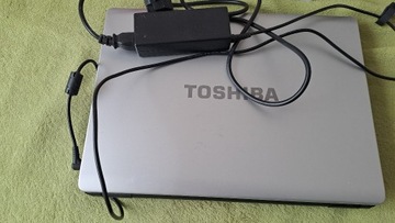 Toshiba sateliite sprawny,z zsilaczem bez dysku