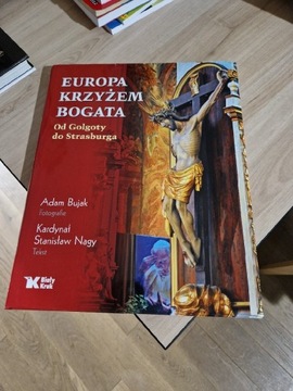 Album Europa krzyżem bogata