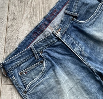 Tommy Hilfiger piękne spodnie męskie r-36/34 XXL