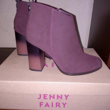 Bordowe botki marki Jenny Fairy 