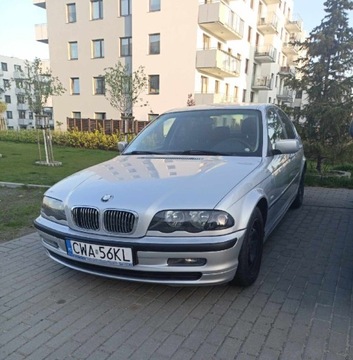 Sprzedam BMW 320i R6