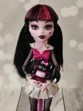 Lalka Monster High Draculaura Basic