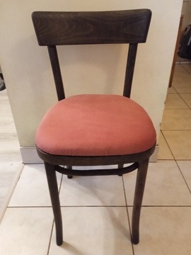 Krzesło gięte tapicerowane Jasienica po renowacji 