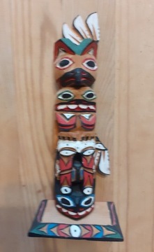 Drewniany Totem Rzeźba Bożka z Bali