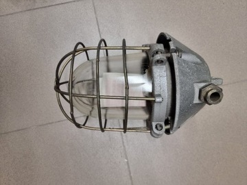 Polam Wilkasy  lampa  typ OWP - 200/250