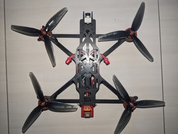 dron fpv AOS7 7" 7 cali long range mega zestaw